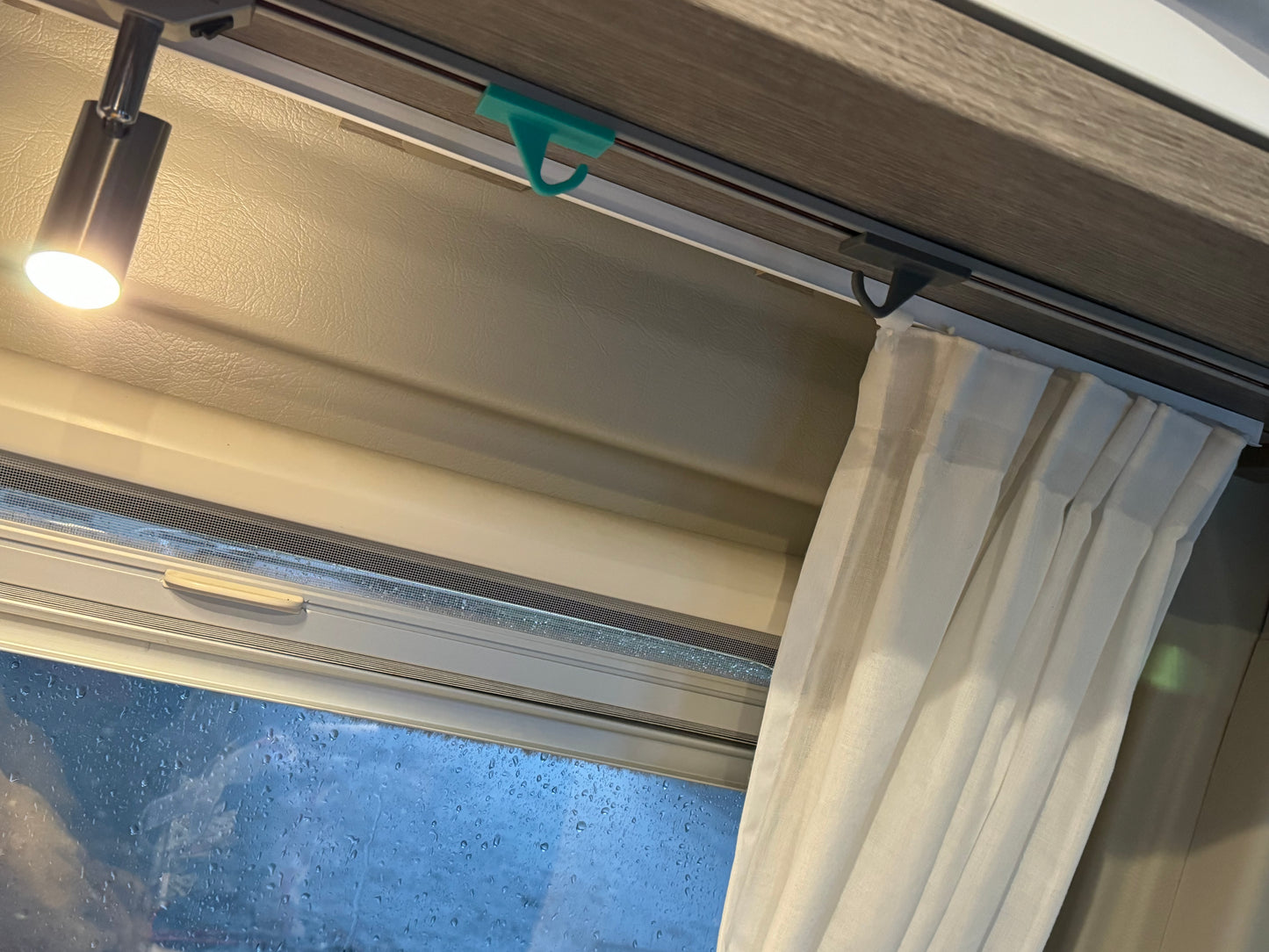 Schlüsselhalter-Haken 2er-Set für Stromschiene Praktische Aufbewahrung Vanlife Wandorganizer Industrie-Design Camper Zubehör Ordnung|3dPrints4Vans