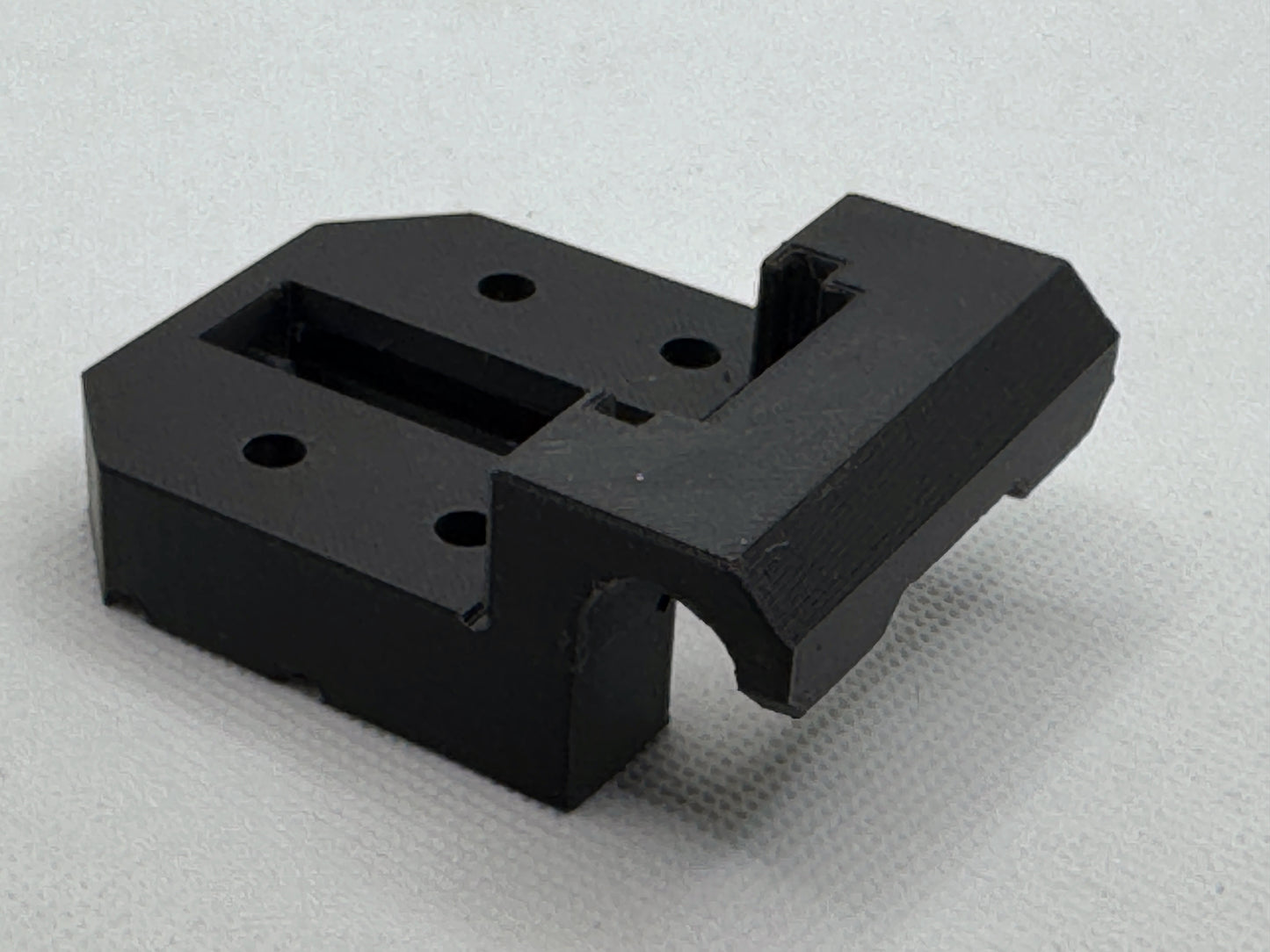 Quick-Clip Halter für den Dinetten-Tisch im Camper Van|3dPrints4Vans