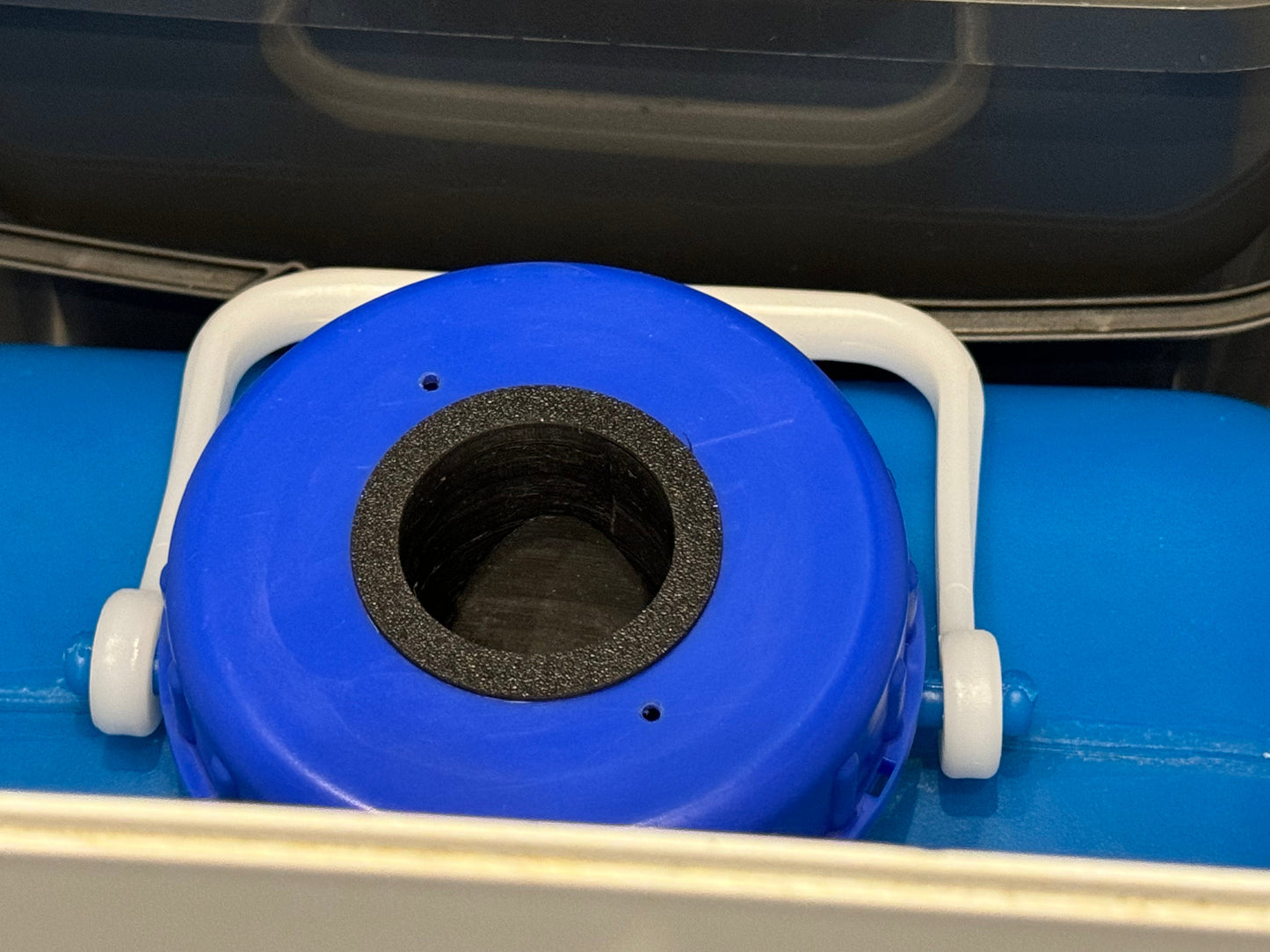 Membranverschluß auf Urintank