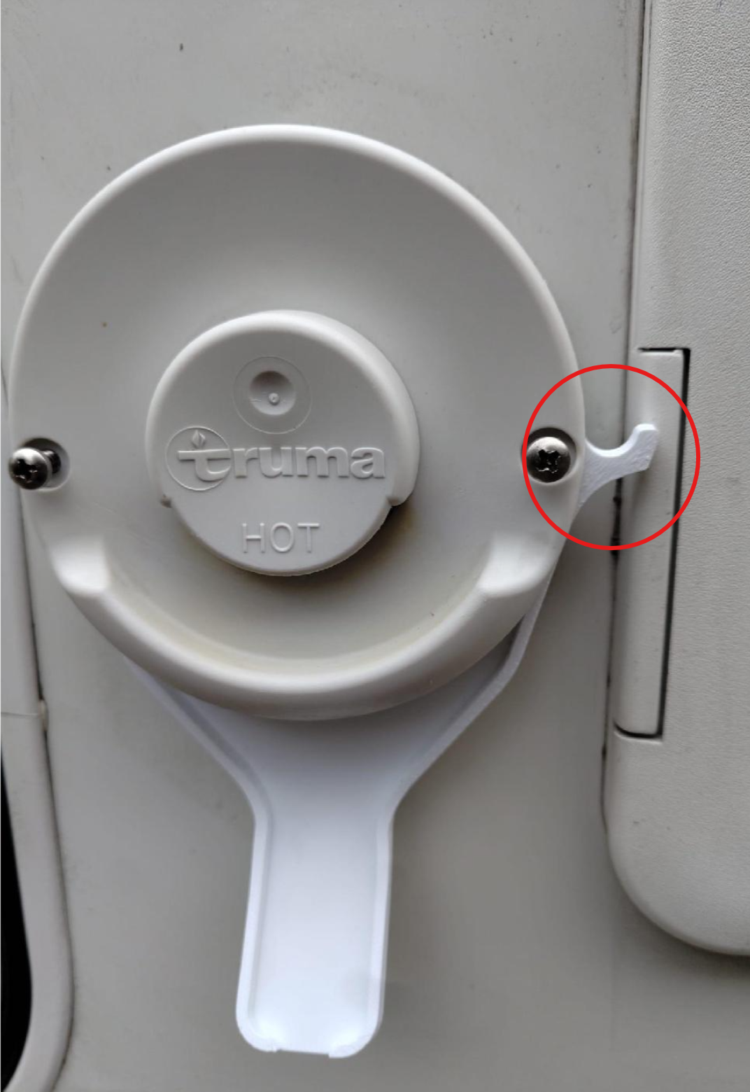 Kondenswasserableitung-Tropfschutz ohne Nase für Vans/Camper mit Truma-Heizung– keine hässlichen Wasserspuren mehr am Auto|3dPrints4Vans