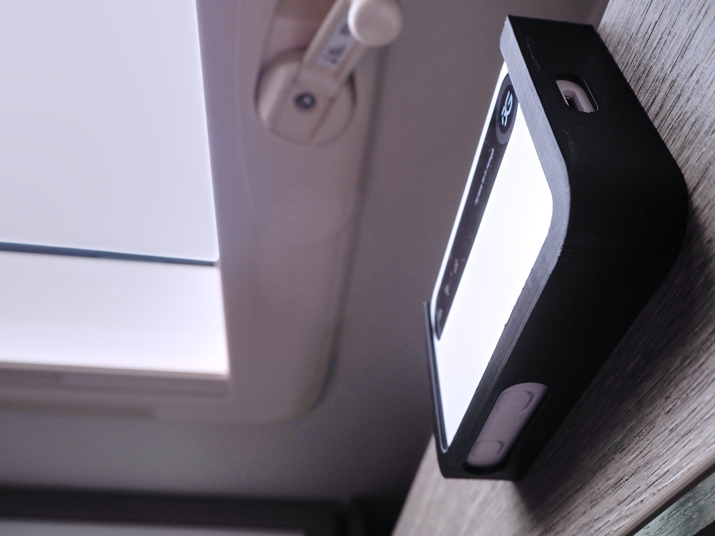 Router Halterung für ZTE U50 – zum Einhängen ohne Bohren, Router Halter Wohnmobil Camper Van, 5G WLAN Router Halterung